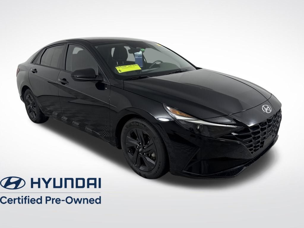 2021 Hyundai Elantra SEL's photo