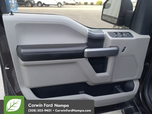 Used 2018 Red Ford XLT image 11