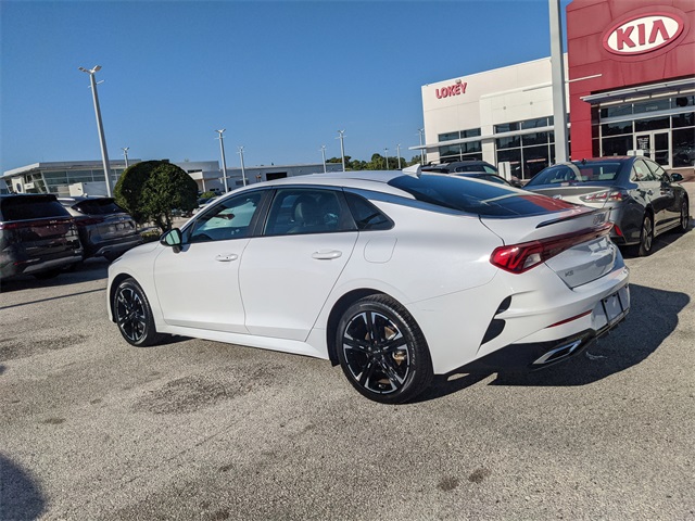2024 Kia K5 GT-Line photo 3