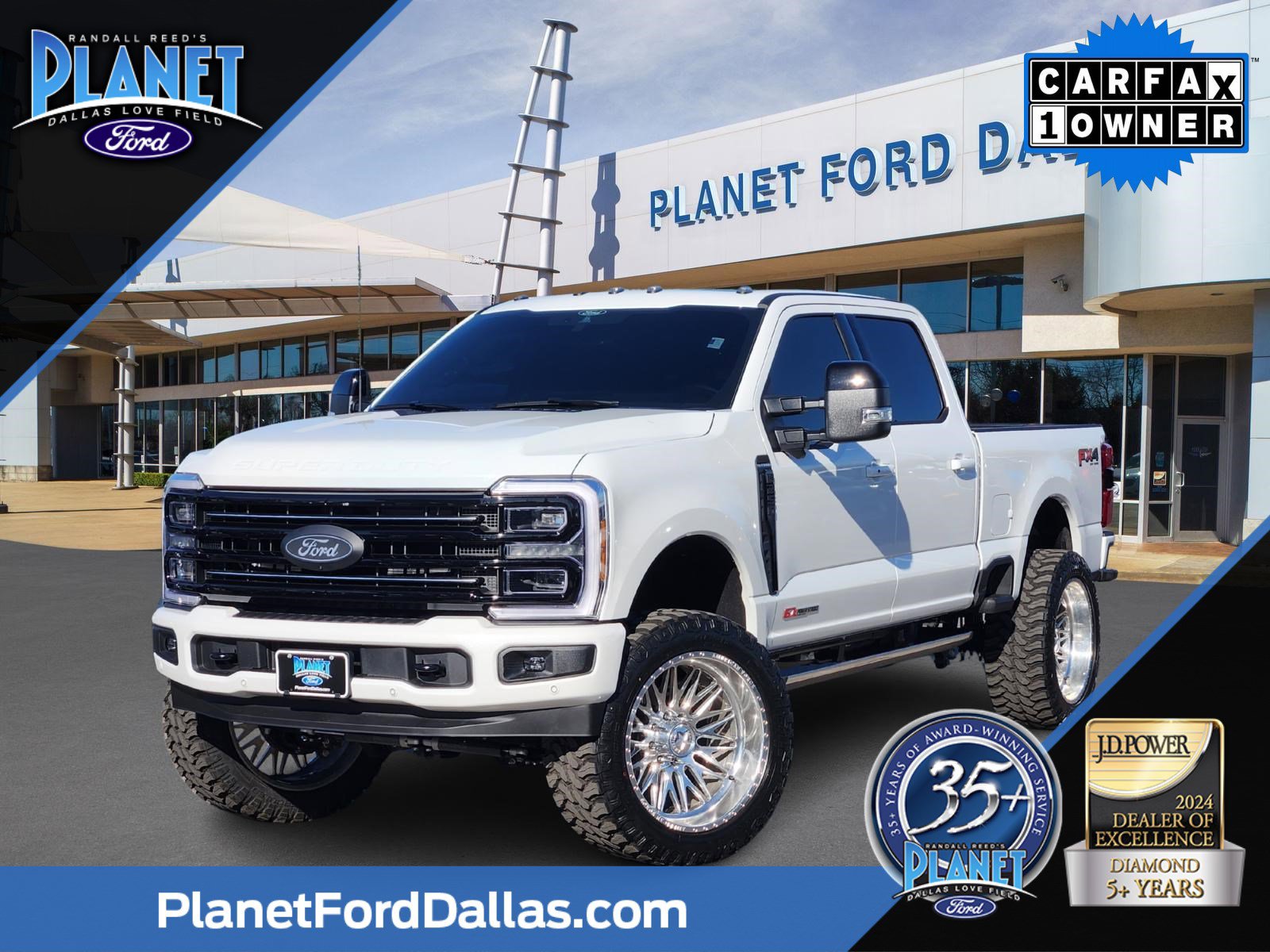 2026 Ford F-250 Super Duty Platinum's photo