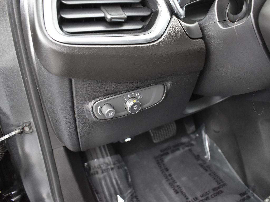 2018 Chevrolet Equinox LT photo 7