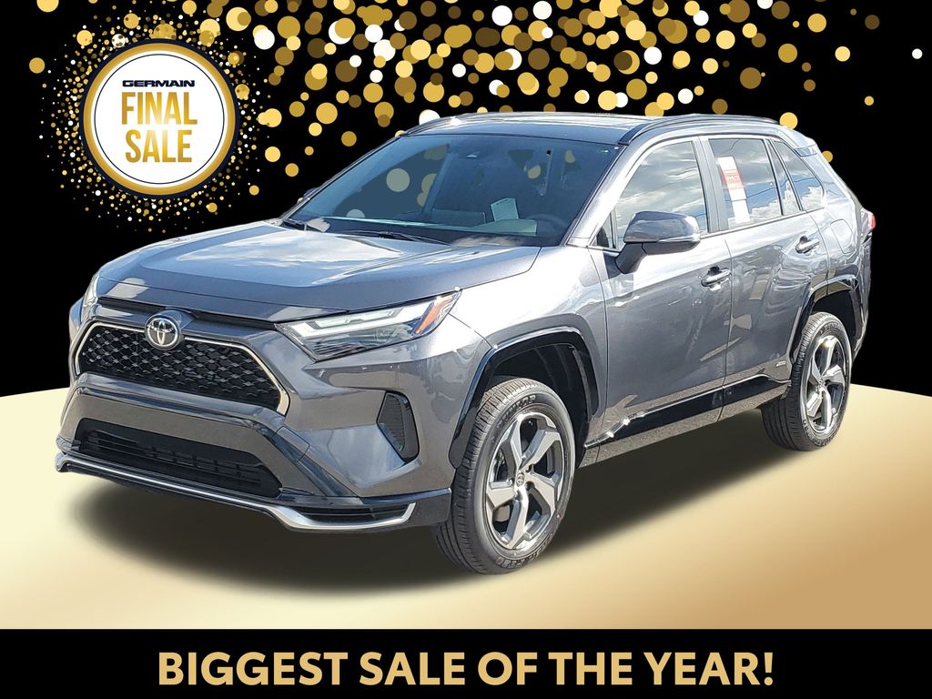 2025 Toyota RAV4 SE's photo