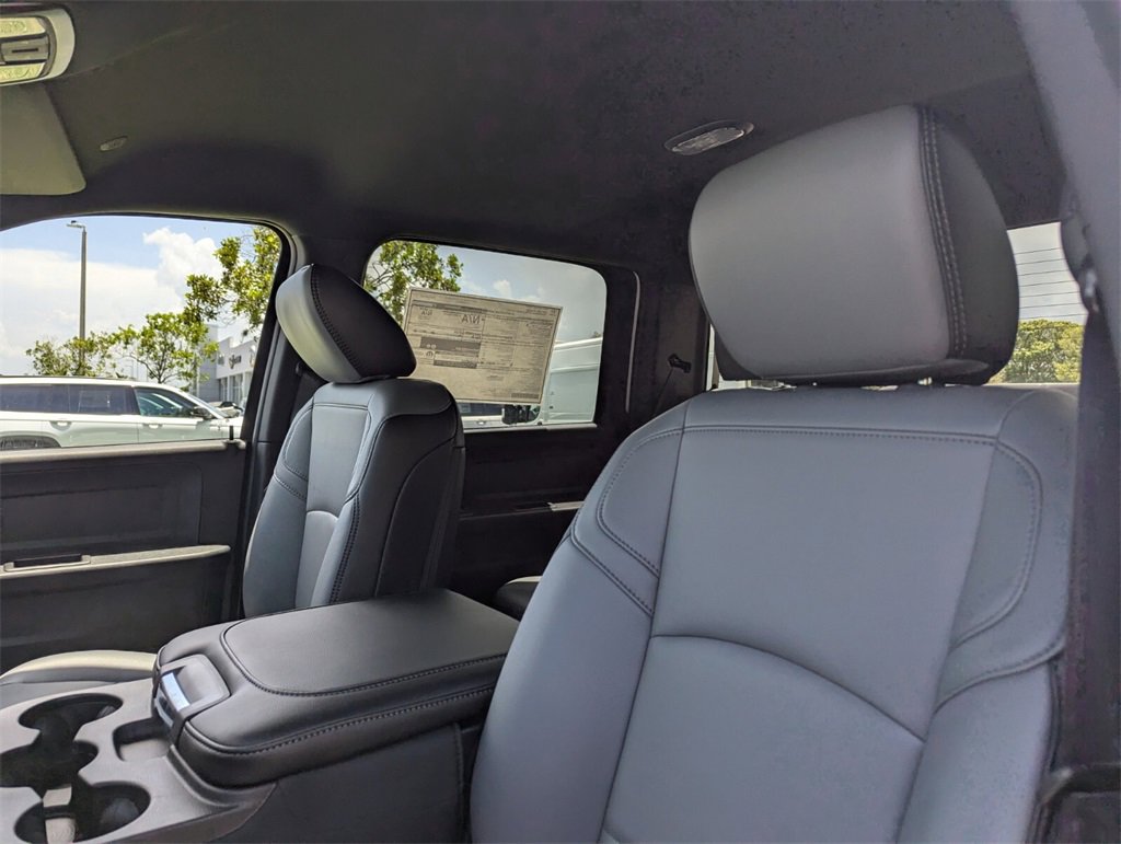 2025 Ram 5500 photo 11