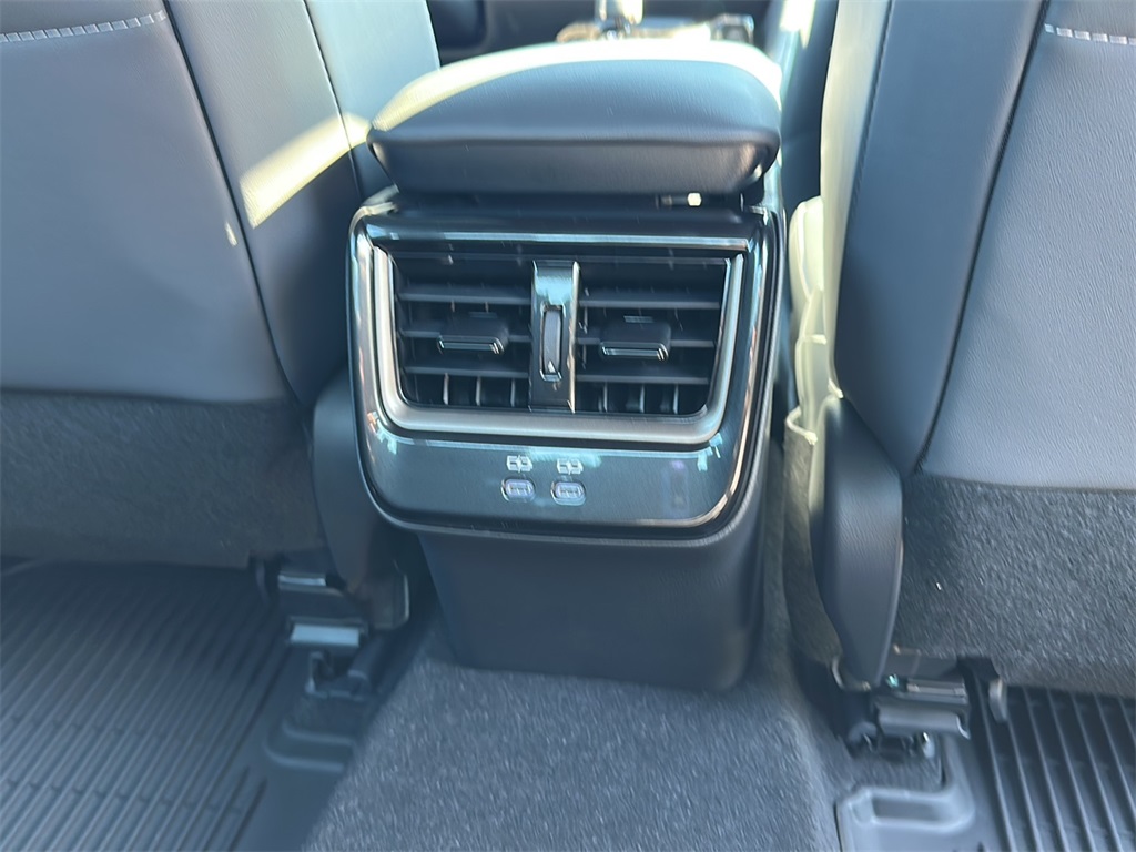 2026 Toyota Crown XLE photo 23