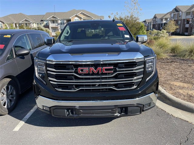 2021 Chevrolet Silverado 2500HD LT photo 2