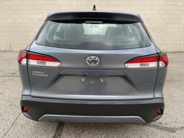 2025 Toyota Corolla Cross L photo 3