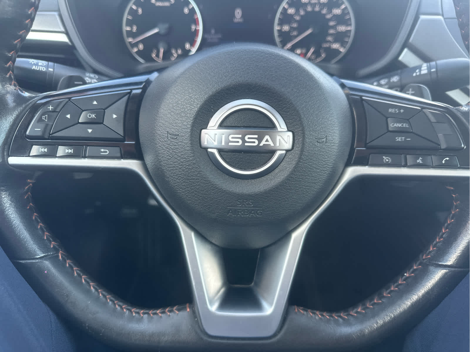 2023 Nissan Altima 2.5 SR photo 17