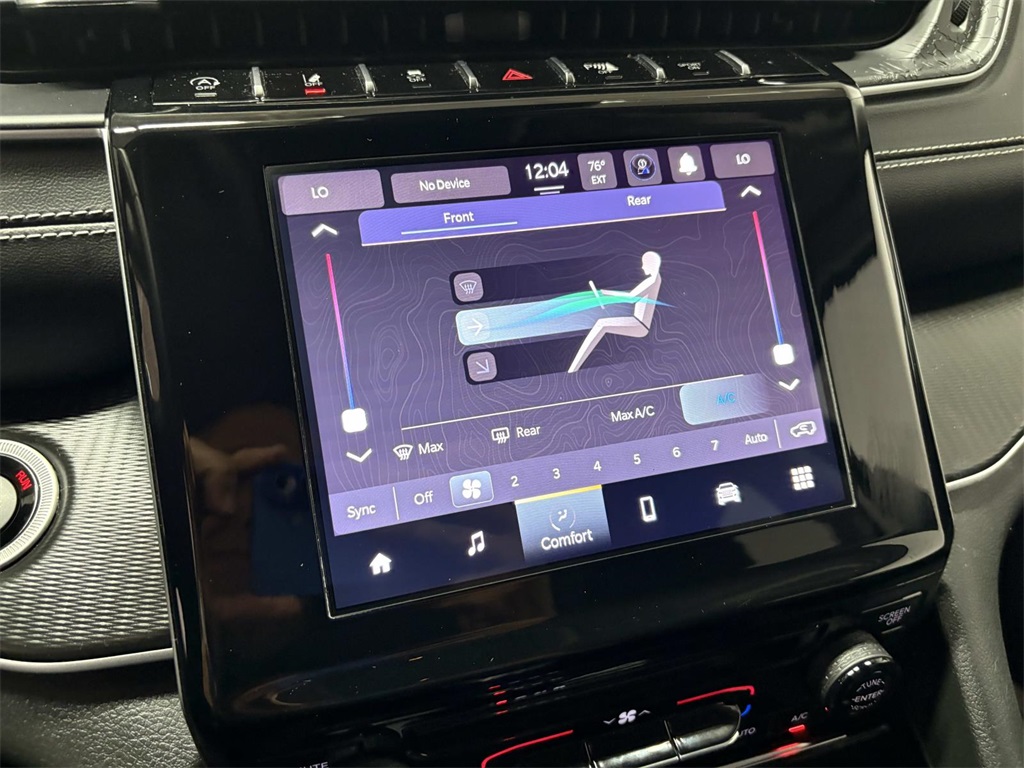 2023 Jeep Grand Cherokee Laredo photo 26