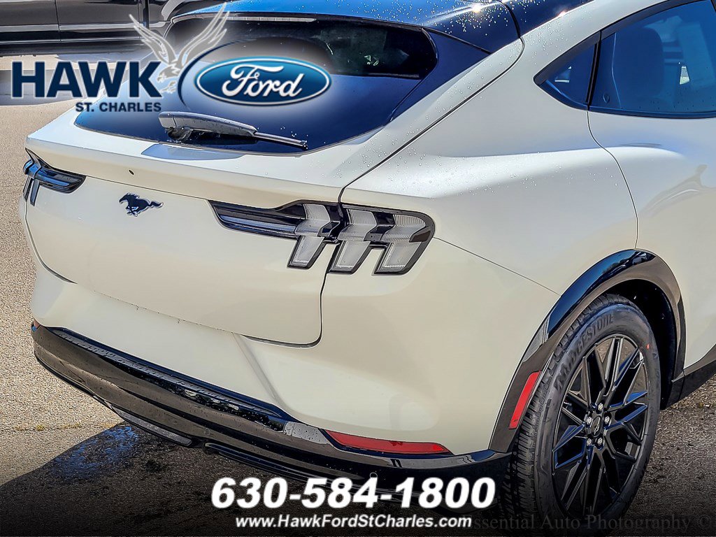 2025 FORD MUSTANG MACH-E - Image 5