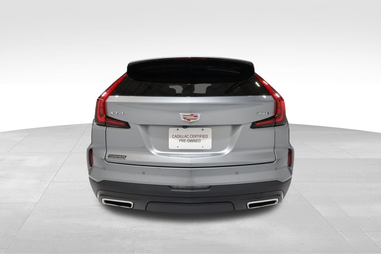 2025 Cadillac XT4 Premium Luxury photo 3