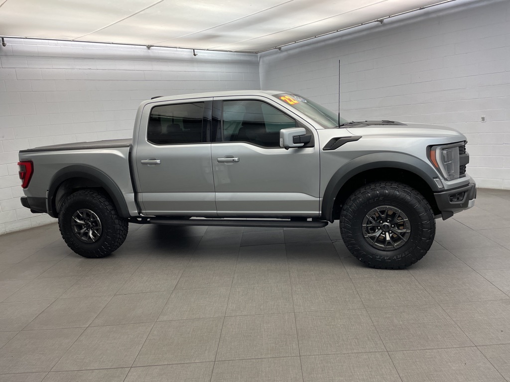 2022 Ford F-150 Raptor photo 3