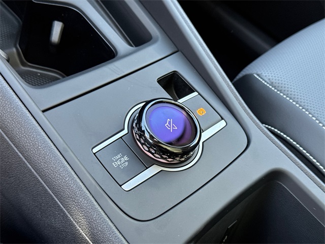 2025 Volkswagen Tiguan SE photo 27