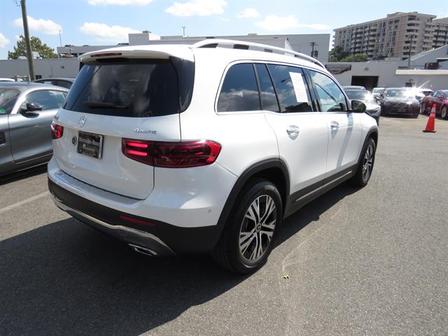 2025 Mercedes Benz GLB 250 4MATIC photo 3