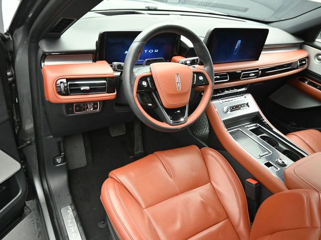 2025 LINCOLN AVIATOR - Image 9
