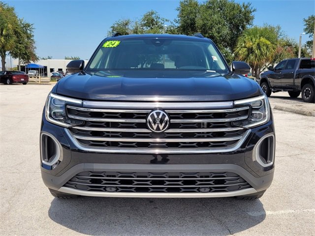 2024 Volkswagen Atlas SE Technology photo 2