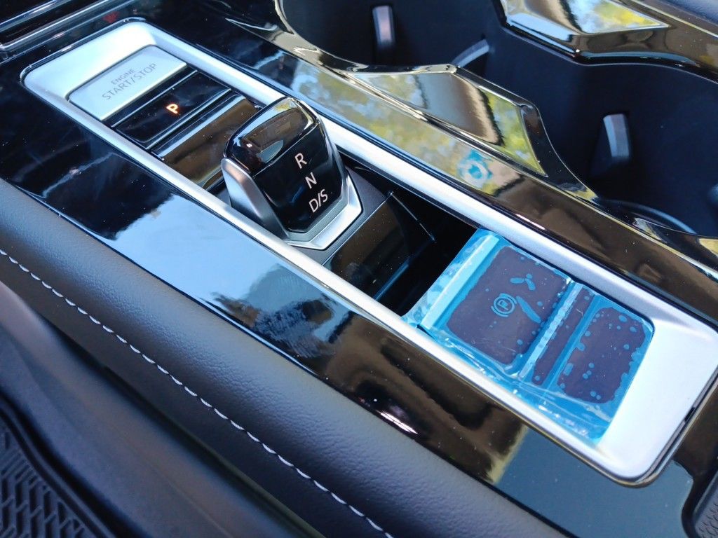 2025 Volkswagen Atlas SE Technology photo 22