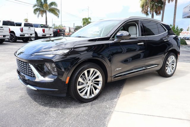 2025 Buick Envision Avenir photo 4