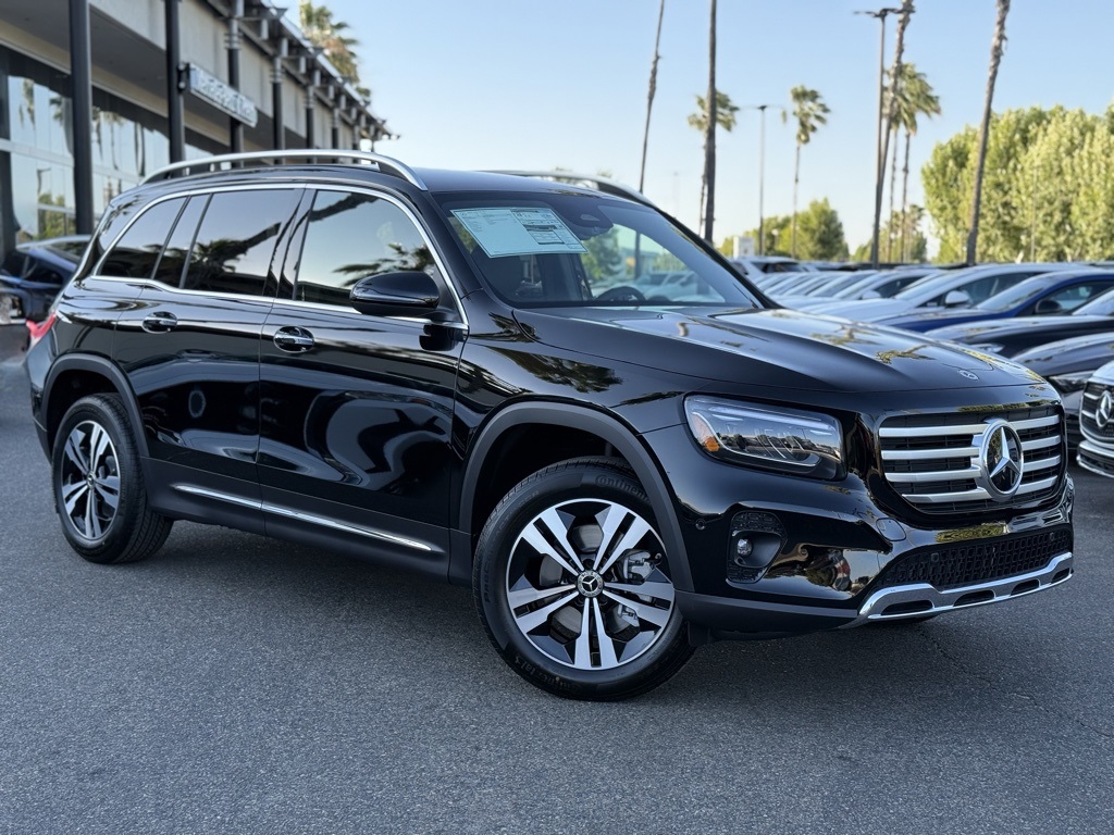 New 2025 Black Mercedes-Benz GLB 250 image 1