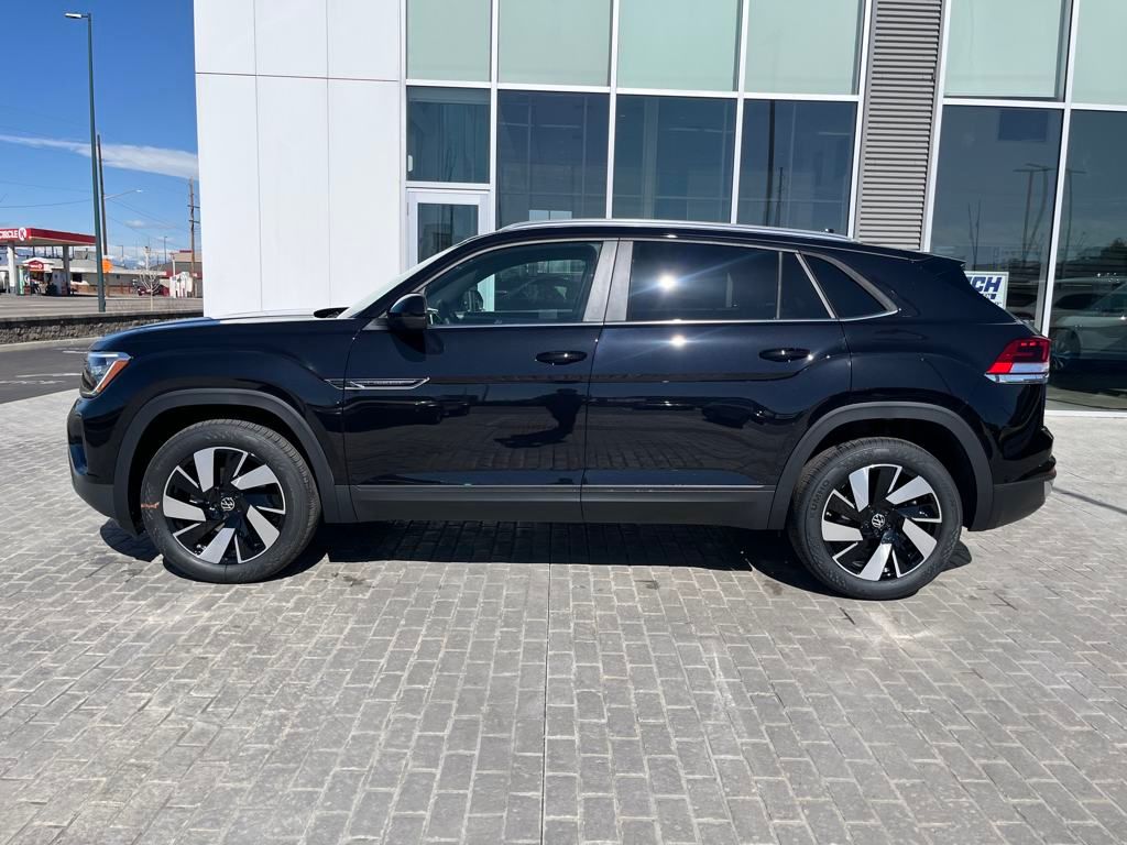2025 Volkswagen Atlas Cross Sport SE Technology photo 2