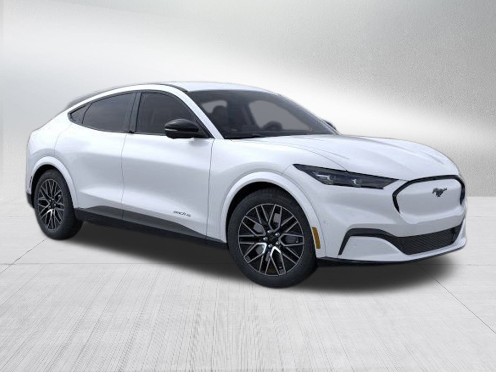 2025 Ford Mustang Mach-E Premium photo 7
