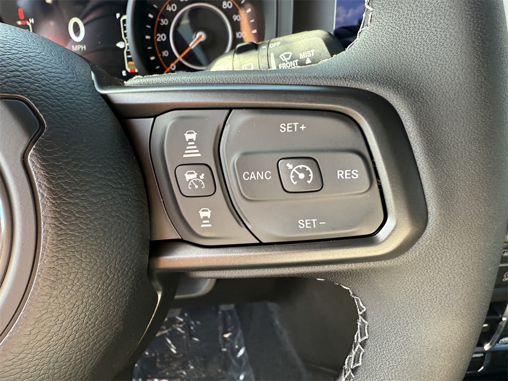 2025 Jeep Wrangler Willys photo 17