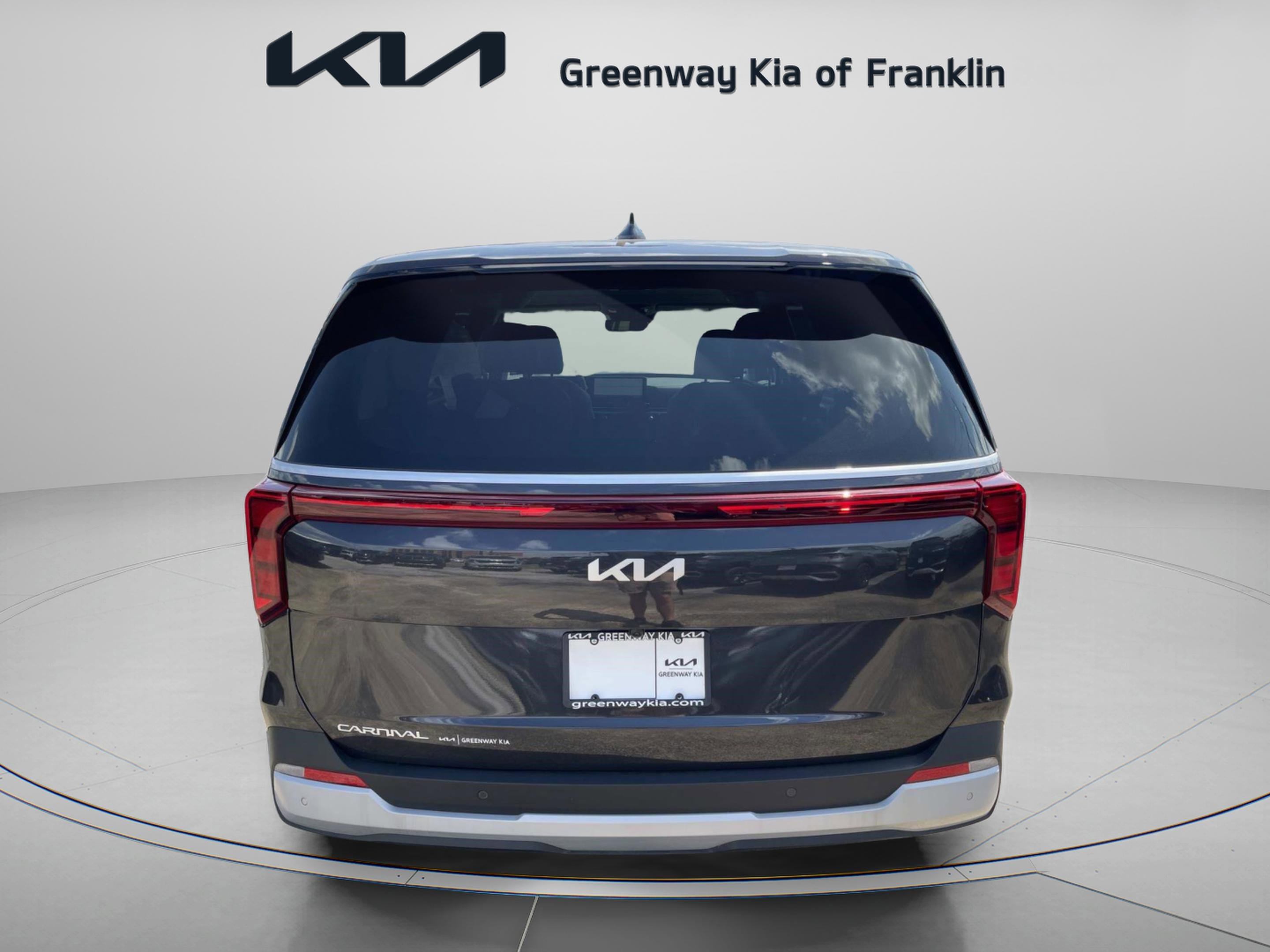 2025 Kia Carnival LXS photo 6