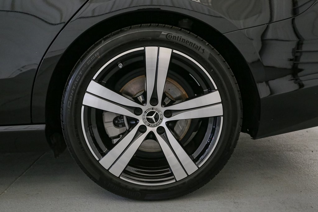 2025 Mercedes Benz C 300 4MATIC photo 17