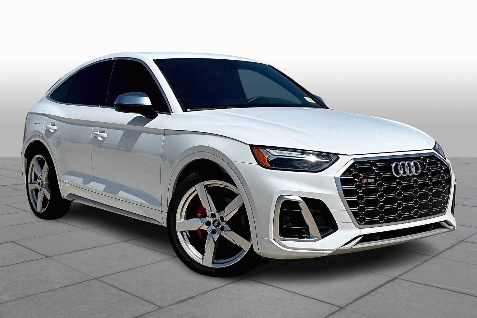 2023 Audi SQ5 Premium Plus photo 3