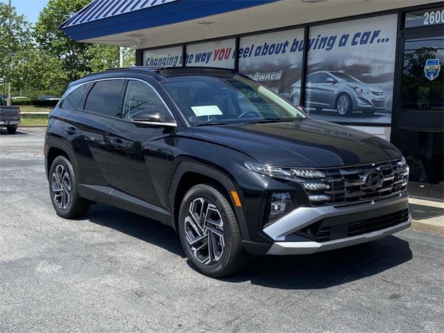 2025 Hyundai Tucson Hybrid Limited photo 2