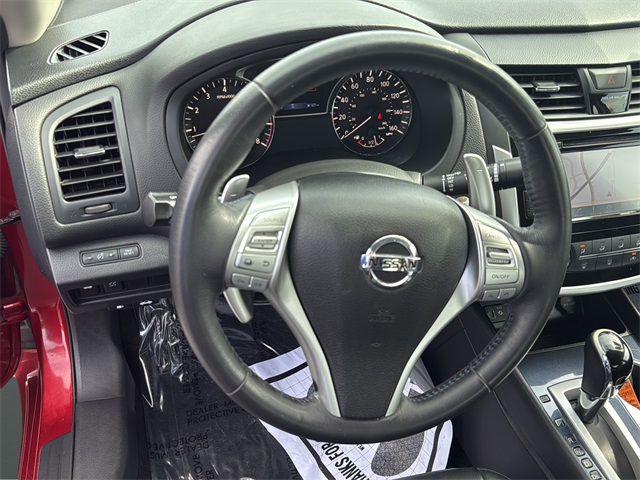 2018 Nissan Altima 2.5 SR photo 17