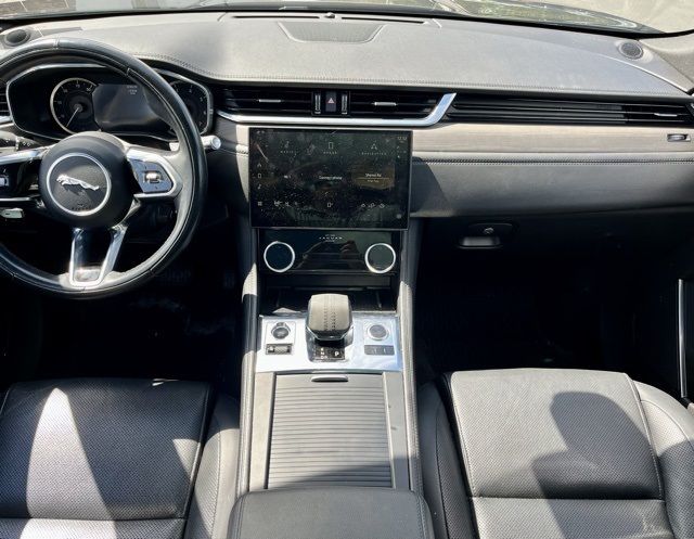 2021 Jaguar F-PACE P250 S photo 12