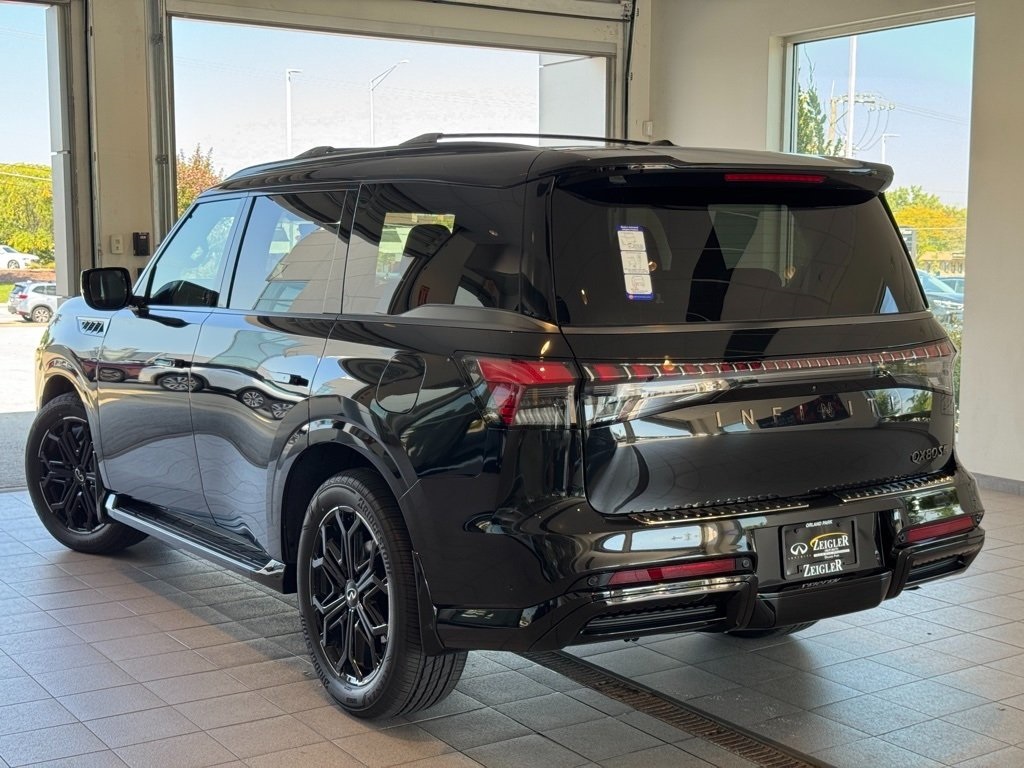 2026 Infiniti QX80 Sensory photo 4