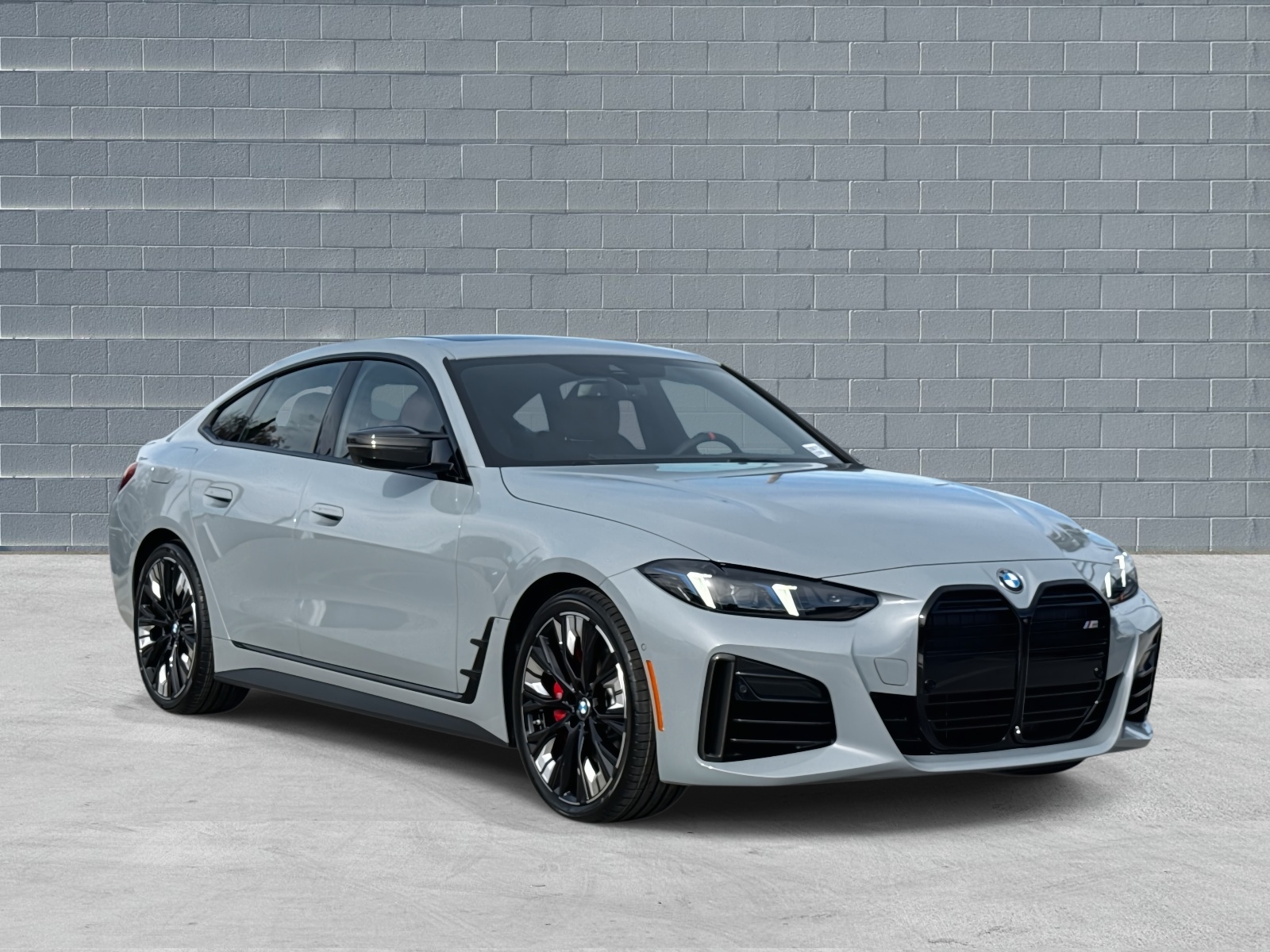 2026 BMW 4 Series M440i's photo