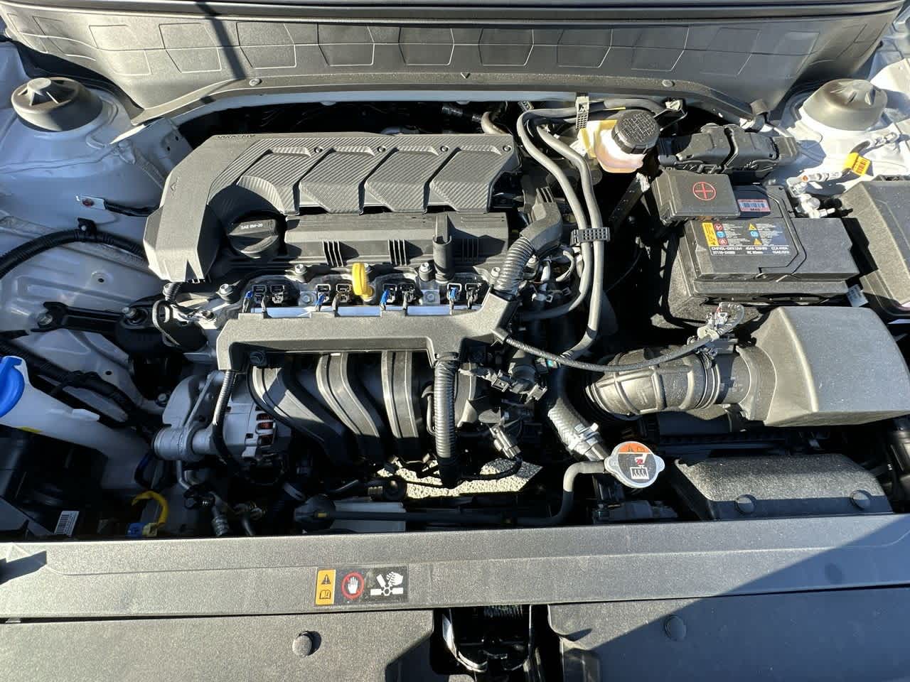 2025 Hyundai Venue SEL photo 12