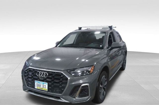 2024 Audi Q5 Premium Plus's photo