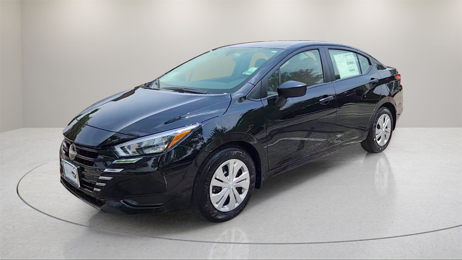 2025 Nissan Versa S photo 3