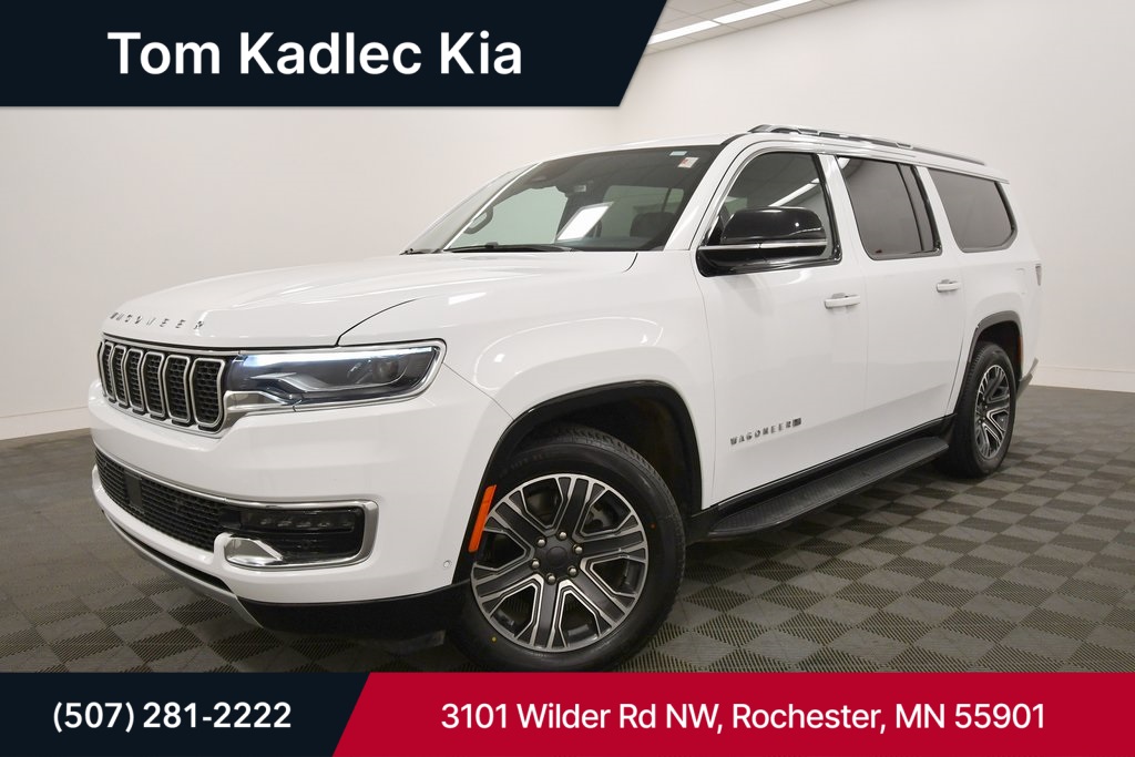 2024 Jeep Wagoneer L Series II's photo