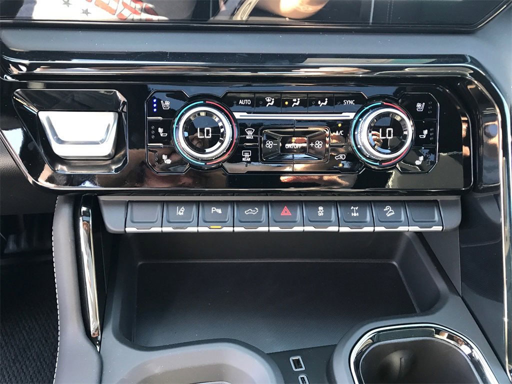 2026 Gmc Sierra 2500 HD AT4X photo 23
