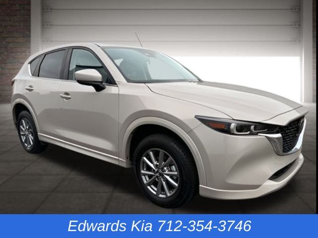 2025 Mazda CX-5 S Select Package's photo