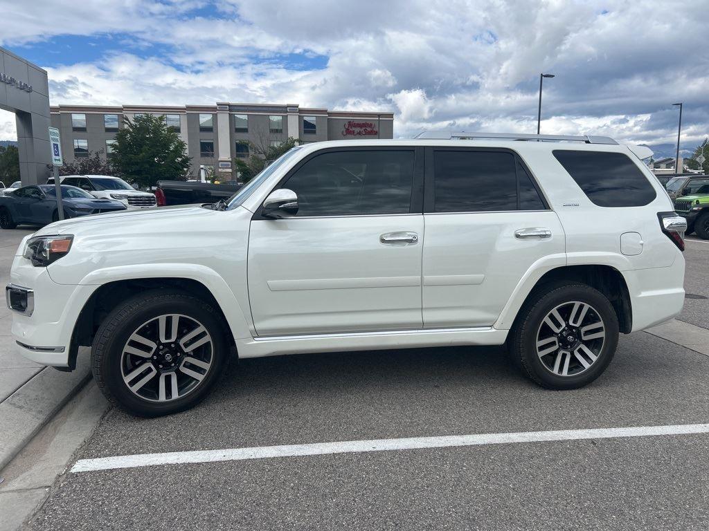 2020 Toyota 4Runner Limited photo 2