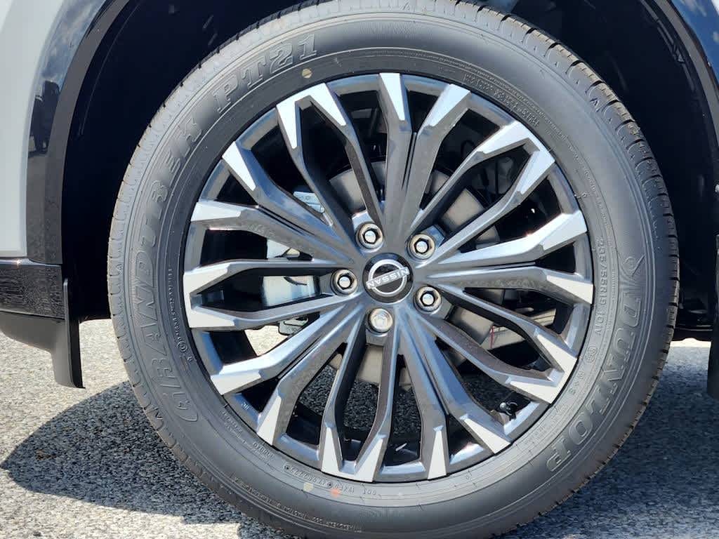2026 Nissan Rogue Platinum photo 3