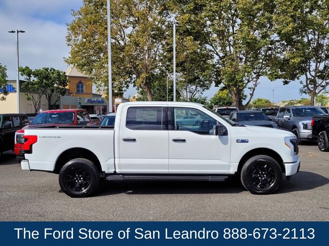 2025 Ford F-150 Lightning XLT photo 7