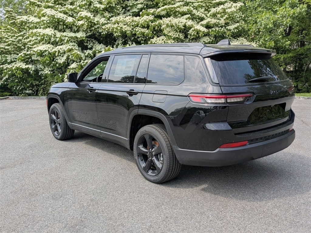 2025 Jeep Grand Cherokee Altitude X photo 4