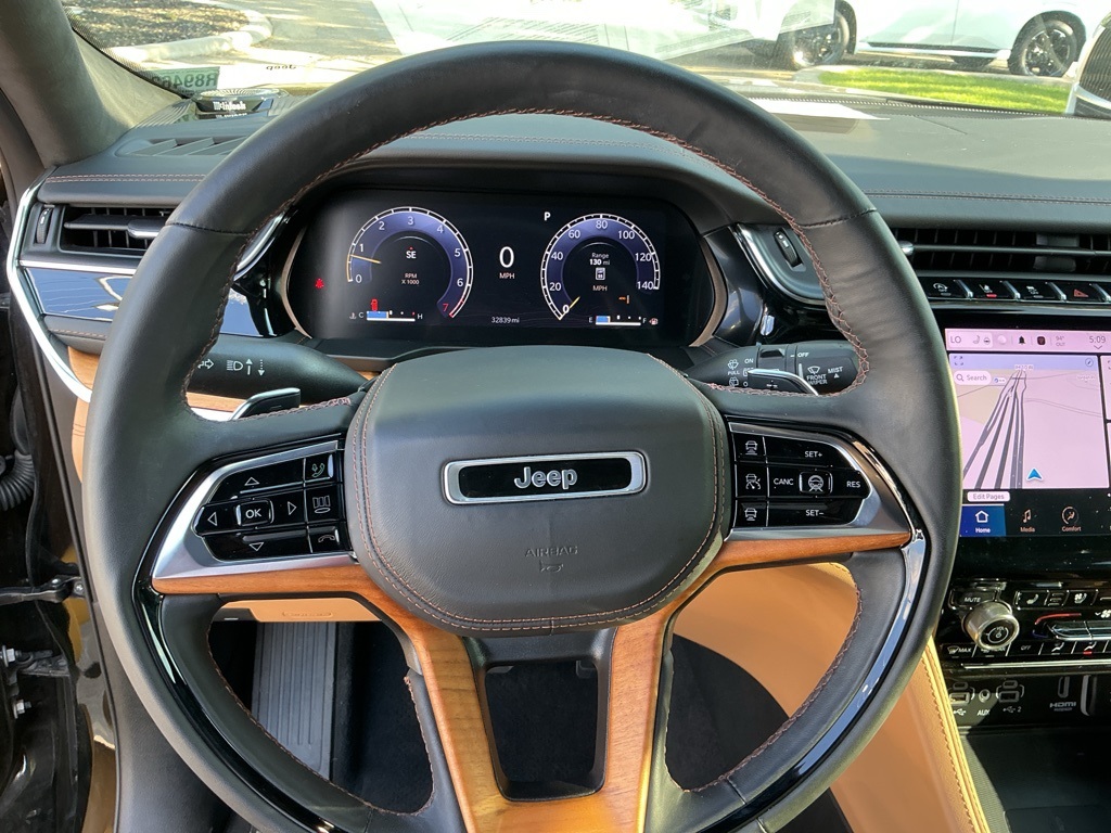 2024 Jeep Grand Cherokee Summit photo 15