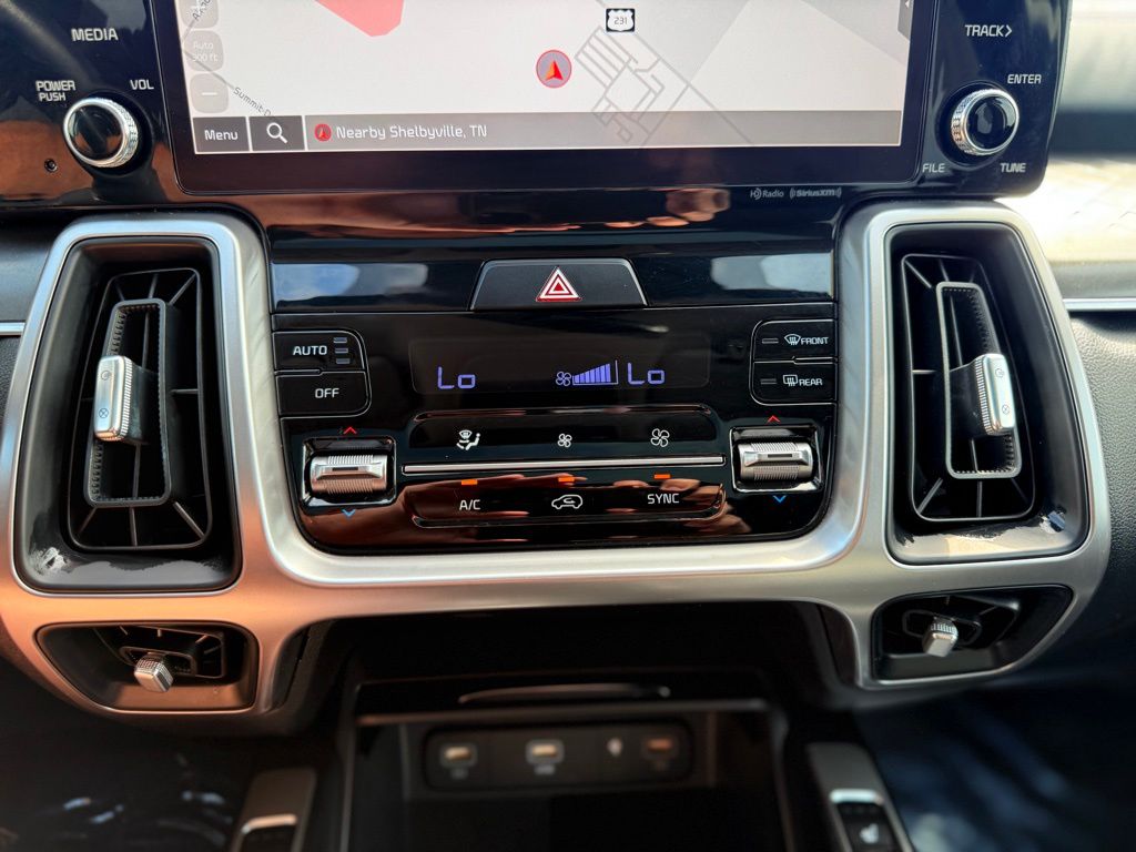 2023 Kia Sorento S photo 26