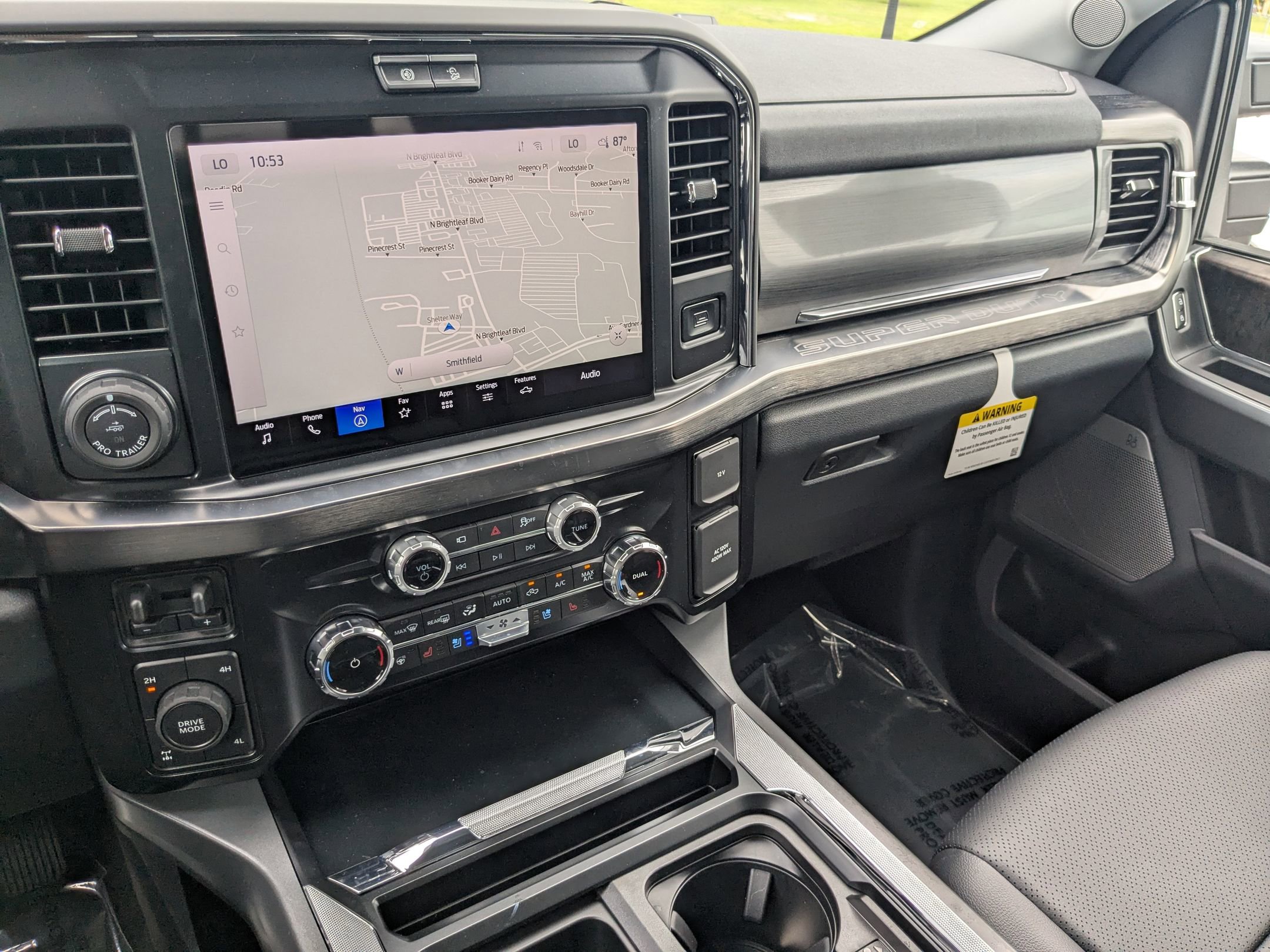 2025 Ford F-350 Lariat photo 21