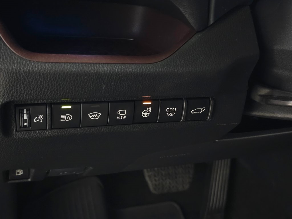 2024 TOYOTA RAV4 - Image 18