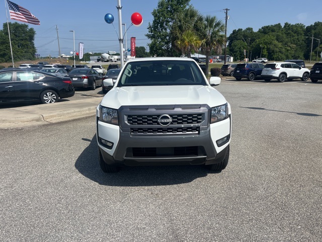 2025 Nissan Frontier Crew Cab SV photo 2