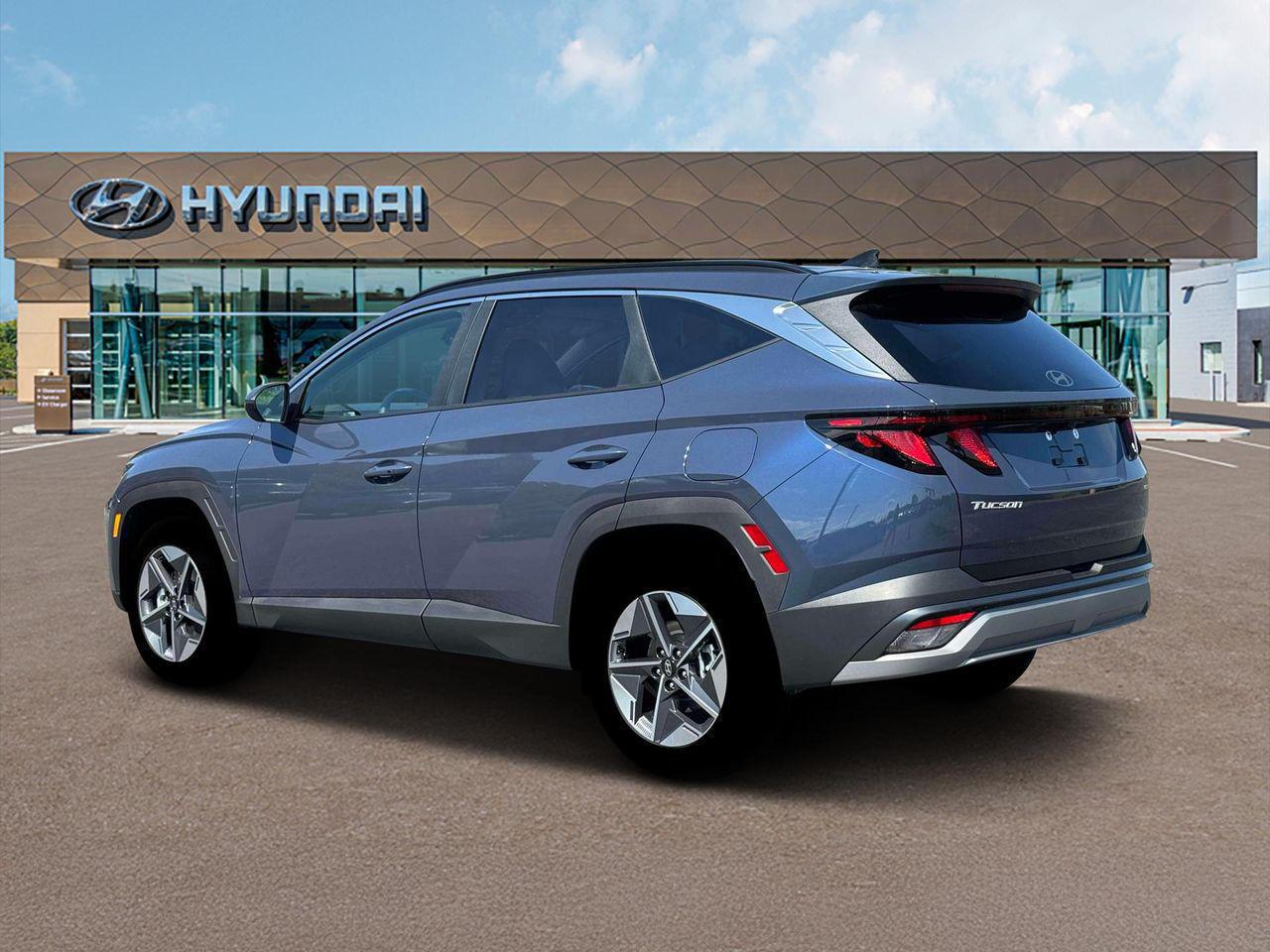 2026 Hyundai Tucson SEL photo 3