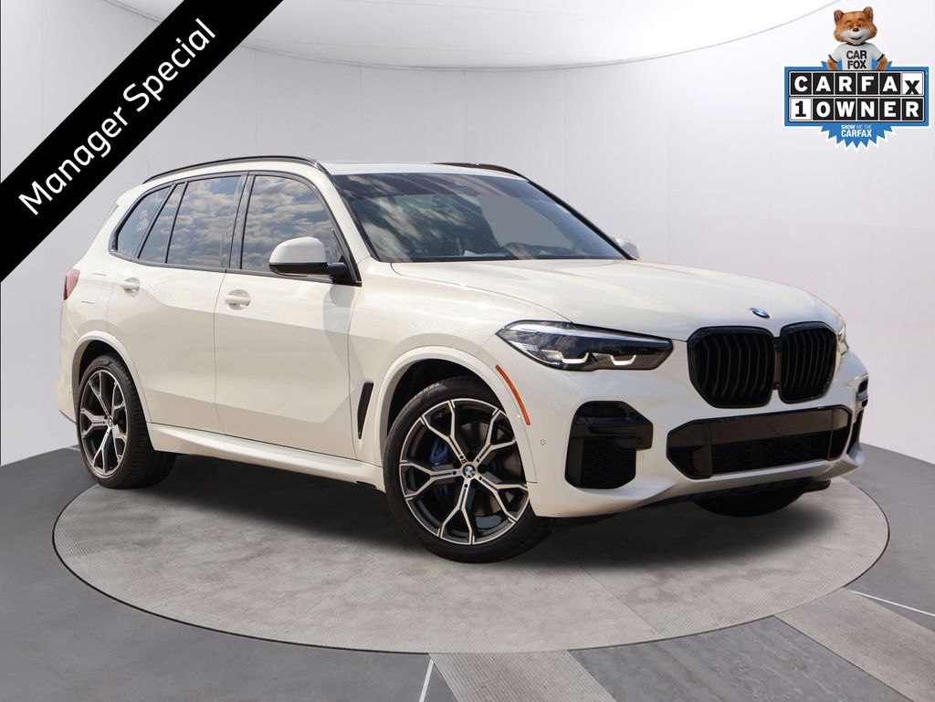 2022 BMW X5 40i's photo